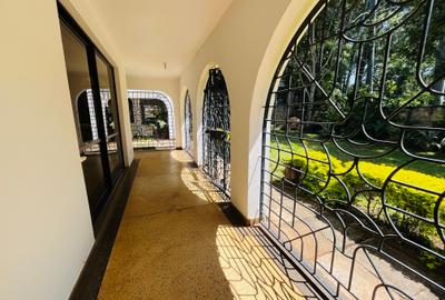 250 ft² Office with Service Charge Included at Peponi Road