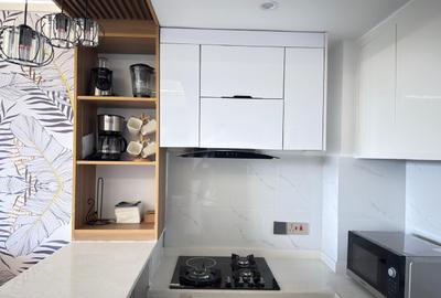 1 Bed Apartment with En Suite at Lavington - 2