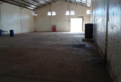 Warehouse with Service Charge Included in Thika - 3