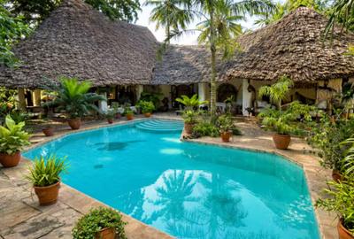 3 Bed Villa with Swimming Pool in Mtwapa