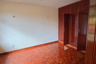 4 Bed Townhouse with En Suite at Lavington Green - 4