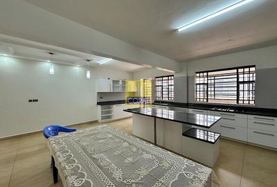 4 Bed Apartment in Parklands - 4