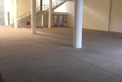 8,725 ft² Warehouse with Service Charge Included in Mombasa Road