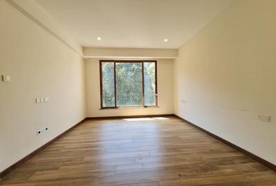 4 Bed Apartment with En Suite in Muthaiga - 4