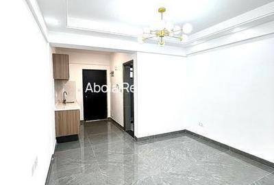 1 Bed Apartment with Gym in Riverside - 4