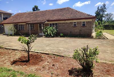4 Bed House with En Suite in Karen - 2