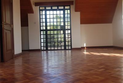 4 Bed Townhouse with En Suite at Convent Drive