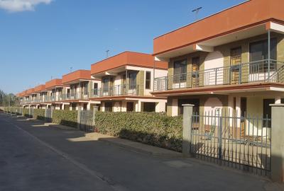 5 Bed Townhouse with En Suite in Syokimau