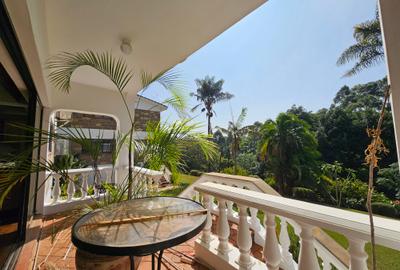 2 Bed House with En Suite in Nyari - 2