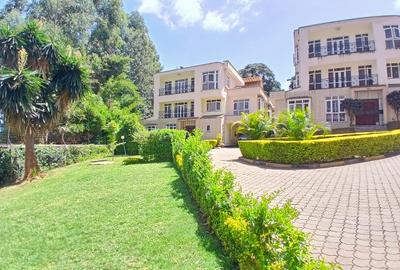 5 Bed Townhouse with En Suite at Lavington Green - 2