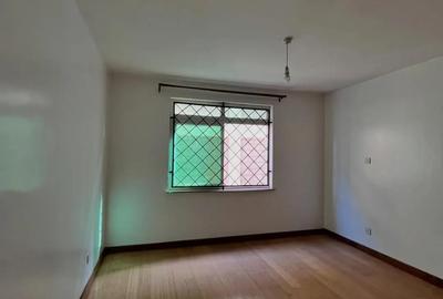 3 Bed Apartment with En Suite in Kilimani - 3