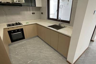 2 Bed Apartment with En Suite in Riverside - 4
