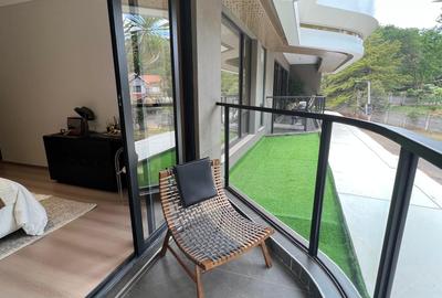 4 Bed Apartment with En Suite - 3