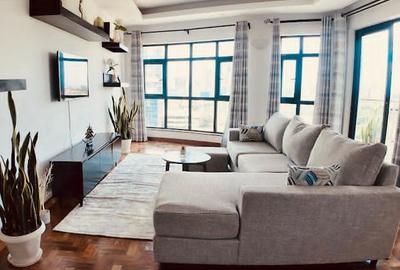 Serviced 2 Bed Apartment with En Suite at Lantana Road - 3