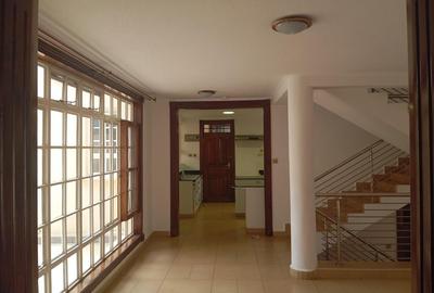 4 Bed Townhouse with En Suite at Kyuna