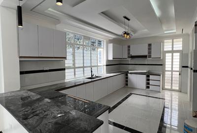 4 Bed House with En Suite in Ruiru - 4