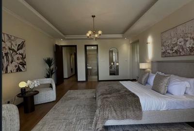 3 Bed Apartment with En Suite in Lavington - 3