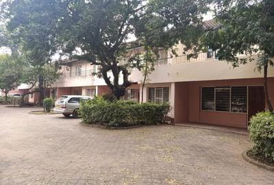 4 Bed Townhouse with Walk In Closet in Kilimani