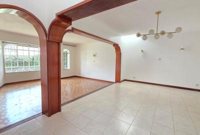 4 Bed Townhouse with En Suite at Lavington Green - 3