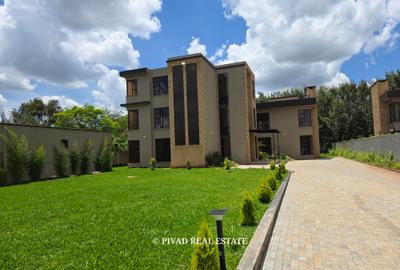 5 Bed House with Garden in Karen