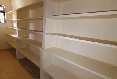 4 Bed Apartment with Parking in Riverside - 3