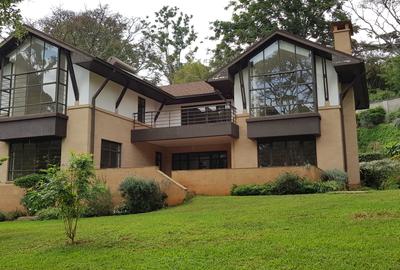 5 Bed House with En Suite at Lone Tree 55 - 4