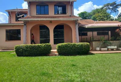 4 Bed Villa with En Suite in Runda - 2