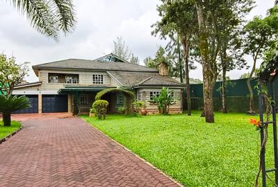 4 Bed House with En Suite at Runda