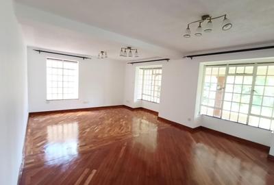 4 Bed House with En Suite in Gigiri - 4