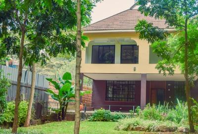 3 Bed House with En Suite in Karen - 2