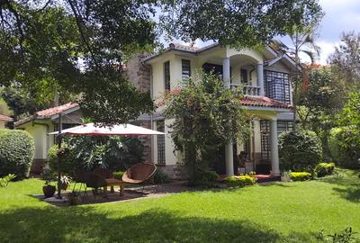 4 Bed House with En Suite at Nyari