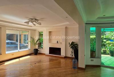 4 Bed Townhouse with En Suite at Riverside Drive. - 4