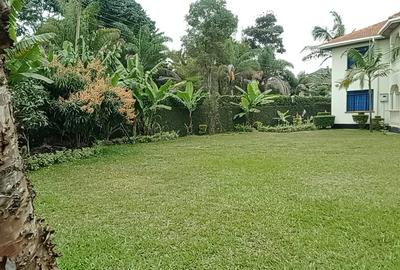 5 Bed House with En Suite in Runda