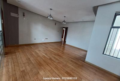 5 Bed Townhouse with En Suite in Lavington