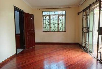 5 Bed Townhouse with En Suite in Lavington