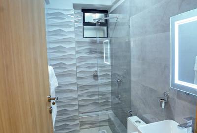 2 Bed Apartment with En Suite in Parklands - 4