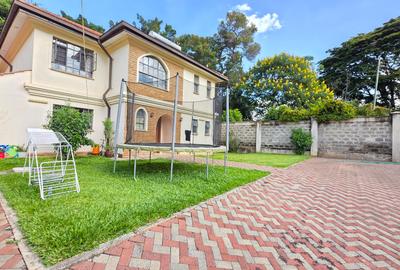 4 Bed Townhouse with En Suite at Lavington Green - 2
