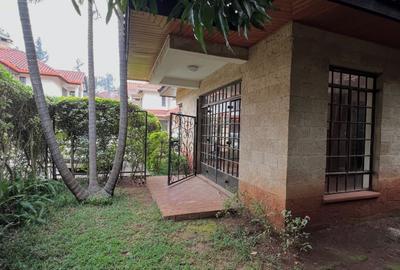 4 Bed House with En Suite in Spring Valley - 2