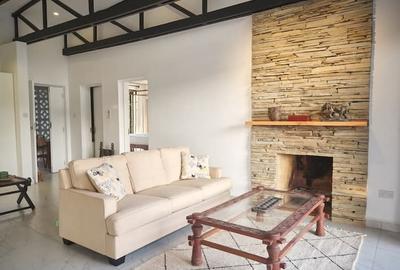 Furnished 2 Bed Apartment with Swimming Pool in Kitisuru - 3