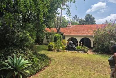 3 Bed House with En Suite in Loresho