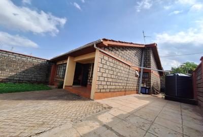 3 Bed Townhouse with En Suite in Lavington