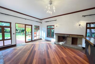 4 Bed Villa with En Suite in Kitisuru - 3