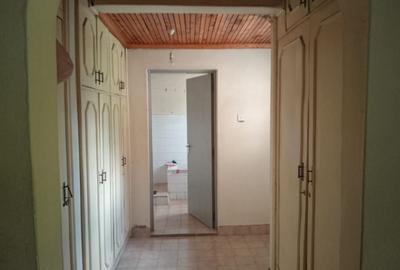 5 Bed Townhouse with En Suite in Karen