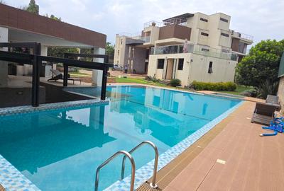 6 Bed House with En Suite at Runda Road - 2