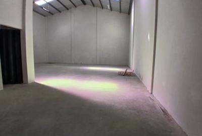 5,500 ft² Warehouse with Backup Generator in Syokimau - 2