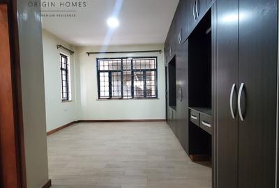 3 Bed Apartment with En Suite at Parklands