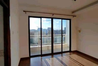 2 Bed Apartment with En Suite at Wood Avenue