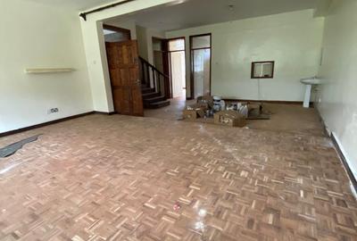 5 Bed Townhouse with En Suite at Kilimani - 3