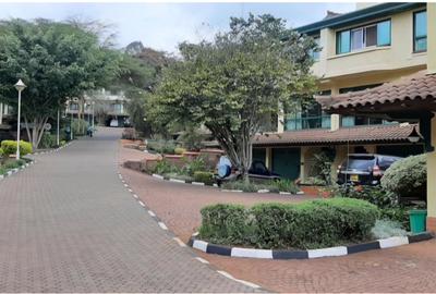 3 Bed Townhouse with En Suite in Westlands Area