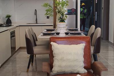 Serviced 2 Bed Apartment with En Suite at Near Junction Mall